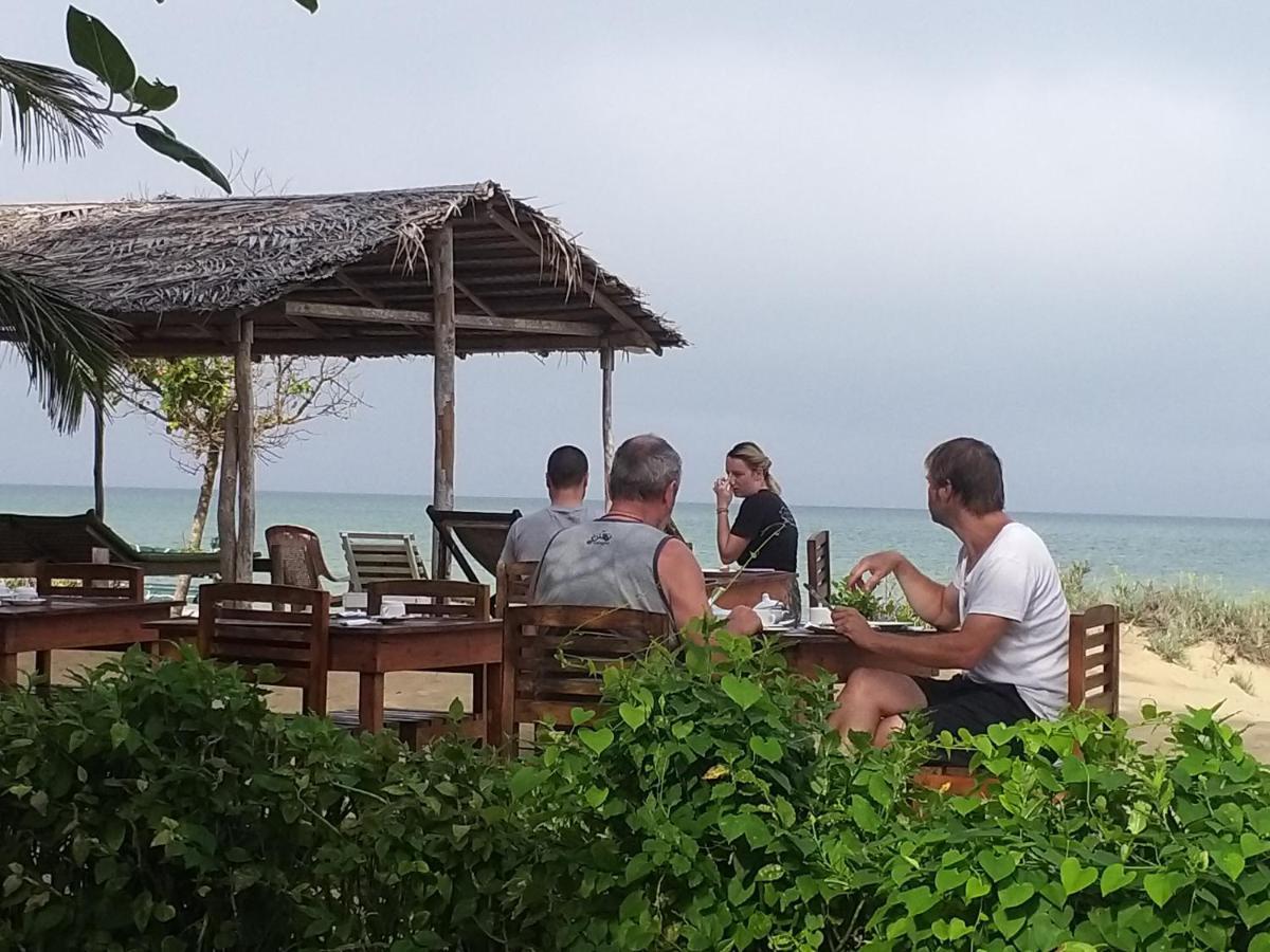 Ocean View Beach Resort - Kalpitiya Bagian luar foto