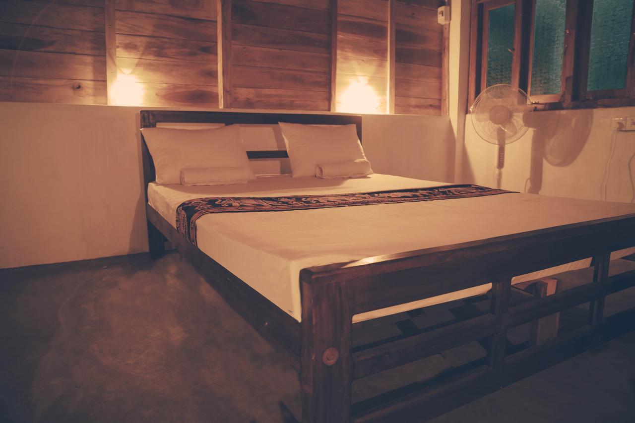 Ocean View Beach Resort - Kalpitiya Bagian luar foto