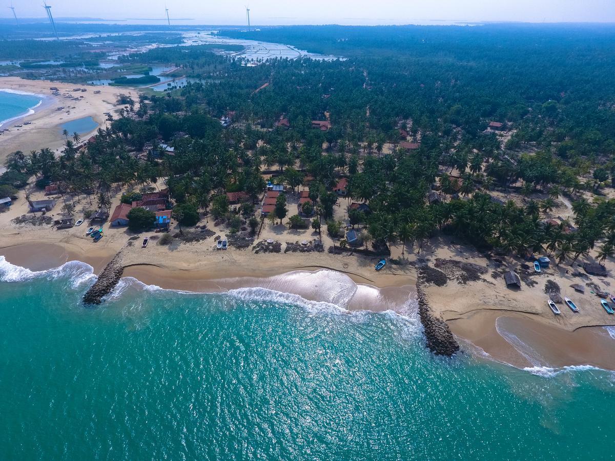 Ocean View Beach Resort - Kalpitiya Bagian luar foto