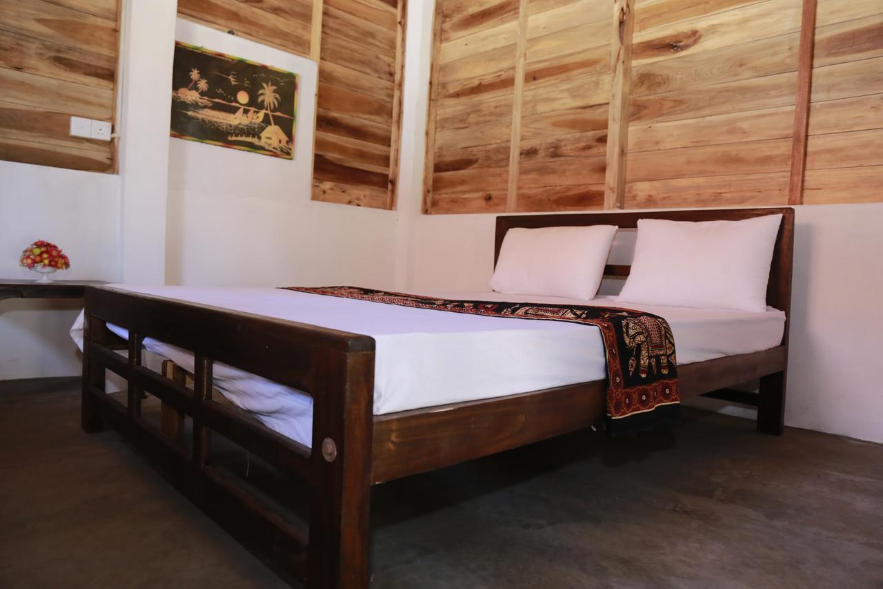 Ocean View Beach Resort - Kalpitiya Bagian luar foto
